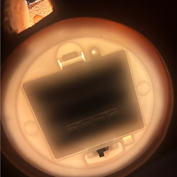 🌟2/$50🌟Gingerbread Lighted Cottage - Picture 8 of 11